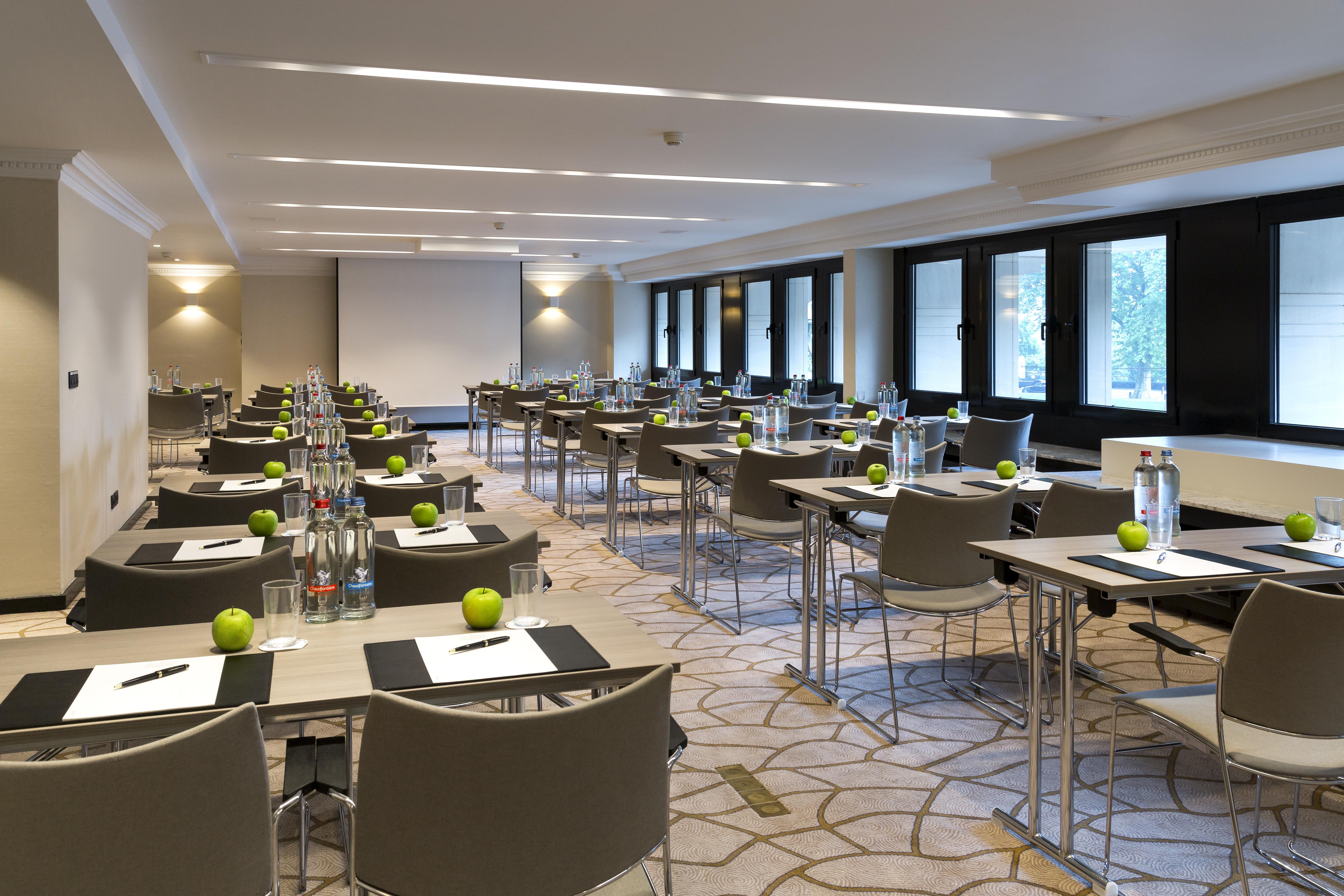 Hotel Barsey By Warwick 4*